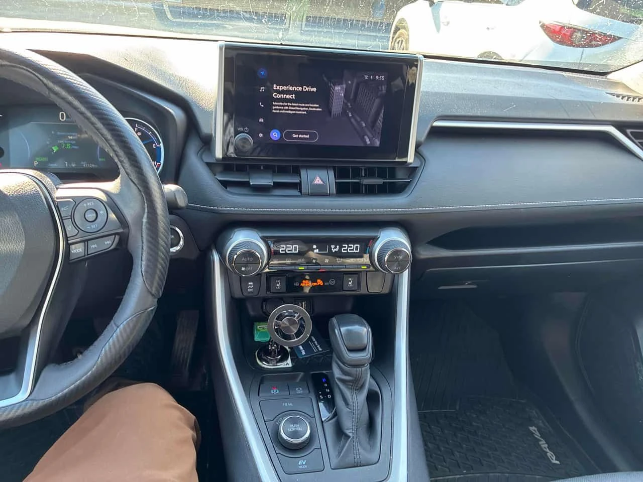 Toyota Rav4 * Hybrid XLE * ПОДГРЕВИ * ШИБИДАХ * КАМЕРА * NAVI, снимка 9 - Автомобили и джипове - 54141539