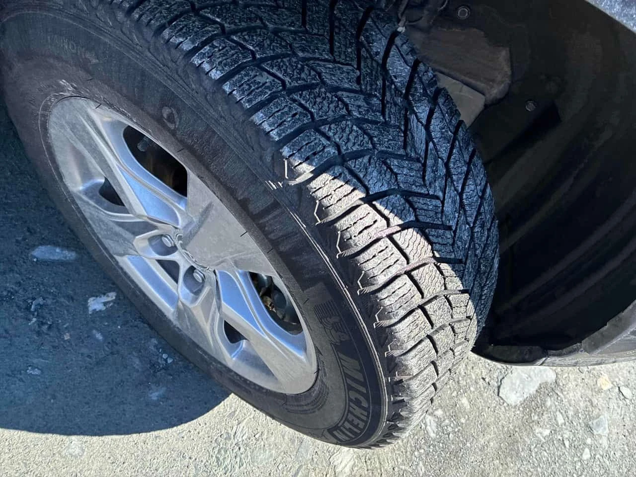 Toyota Rav4 * Hybrid XLE * ПОДГРЕВИ * ШИБИДАХ * КАМЕРА * NAVI, снимка 7 - Автомобили и джипове - 54141539