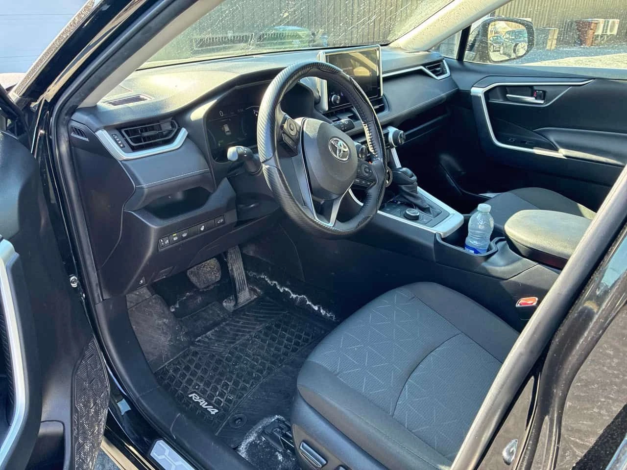 Toyota Rav4 * Hybrid XLE * ПОДГРЕВИ * ШИБИДАХ * КАМЕРА * NAVI, снимка 5 - Автомобили и джипове - 54141539