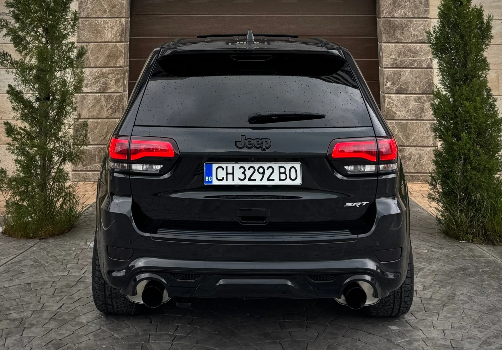 Jeep Grand cherokee 6.4 SRT, снимка 5 - Автомобили и джипове - 54564900