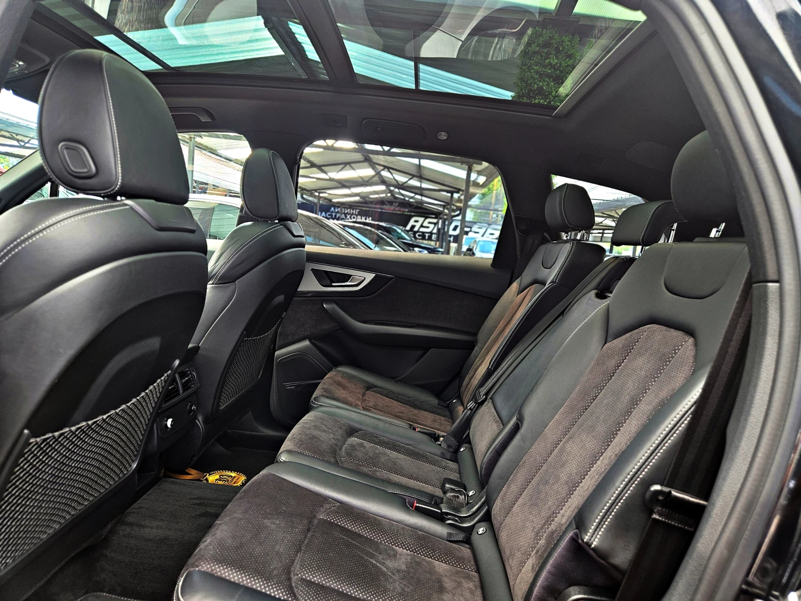 Audi Q7 S-LINE/DISTR/360CAMERA/PANO/САМОПАРКИРАНЕ/ПОДГР/LI, снимка 16 - Автомобили и джипове - 54855699