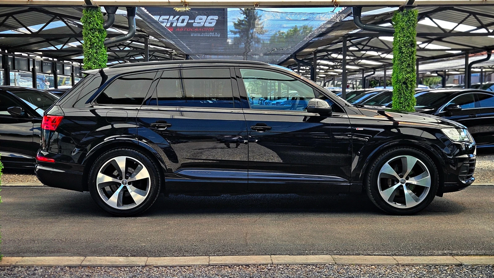 Audi Q7 S-LINE/DISTR/360CAMERA/PANO/САМОПАРКИРАНЕ/ПОДГР/LI, снимка 4 - Автомобили и джипове - 54855699