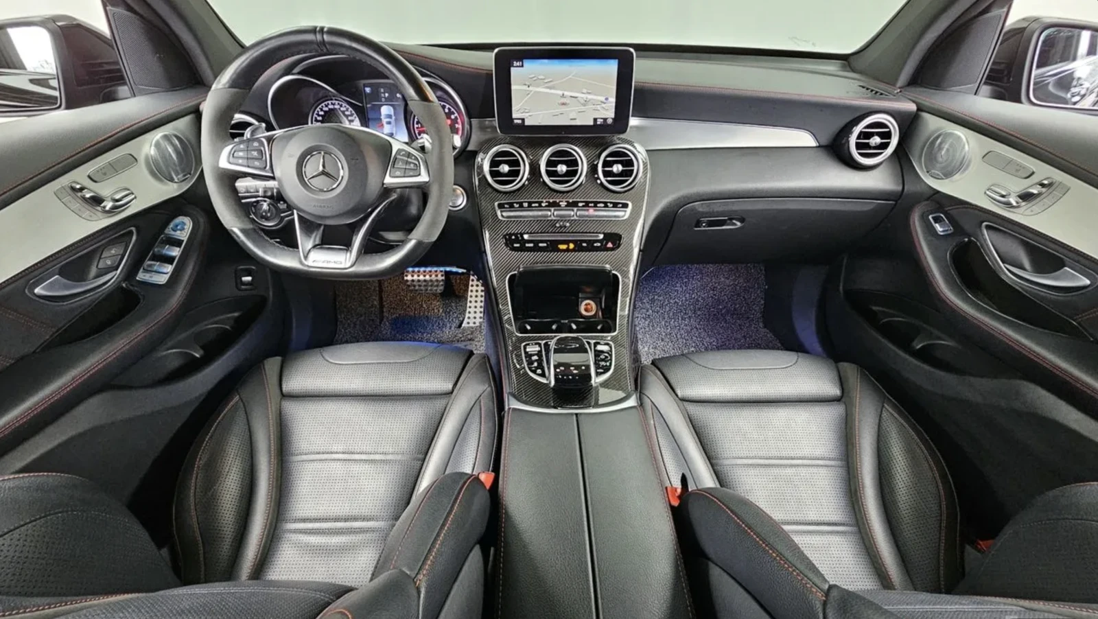 Mercedes-Benz GLC 43 AMG BURMESTER/360 КАМЕРИ/HUD/ШИБИДАХ/ FULL!, снимка 8 - Автомобили и джипове - 54865734