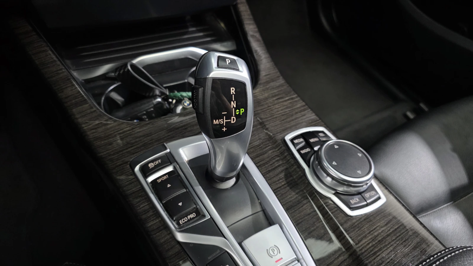 BMW X4 xDrive20d* ЕЛ. БАГАЖНИК* HUD* ЛЮК* КРАЙНА ЦЕНА, снимка 9 - Автомобили и джипове - 55349337