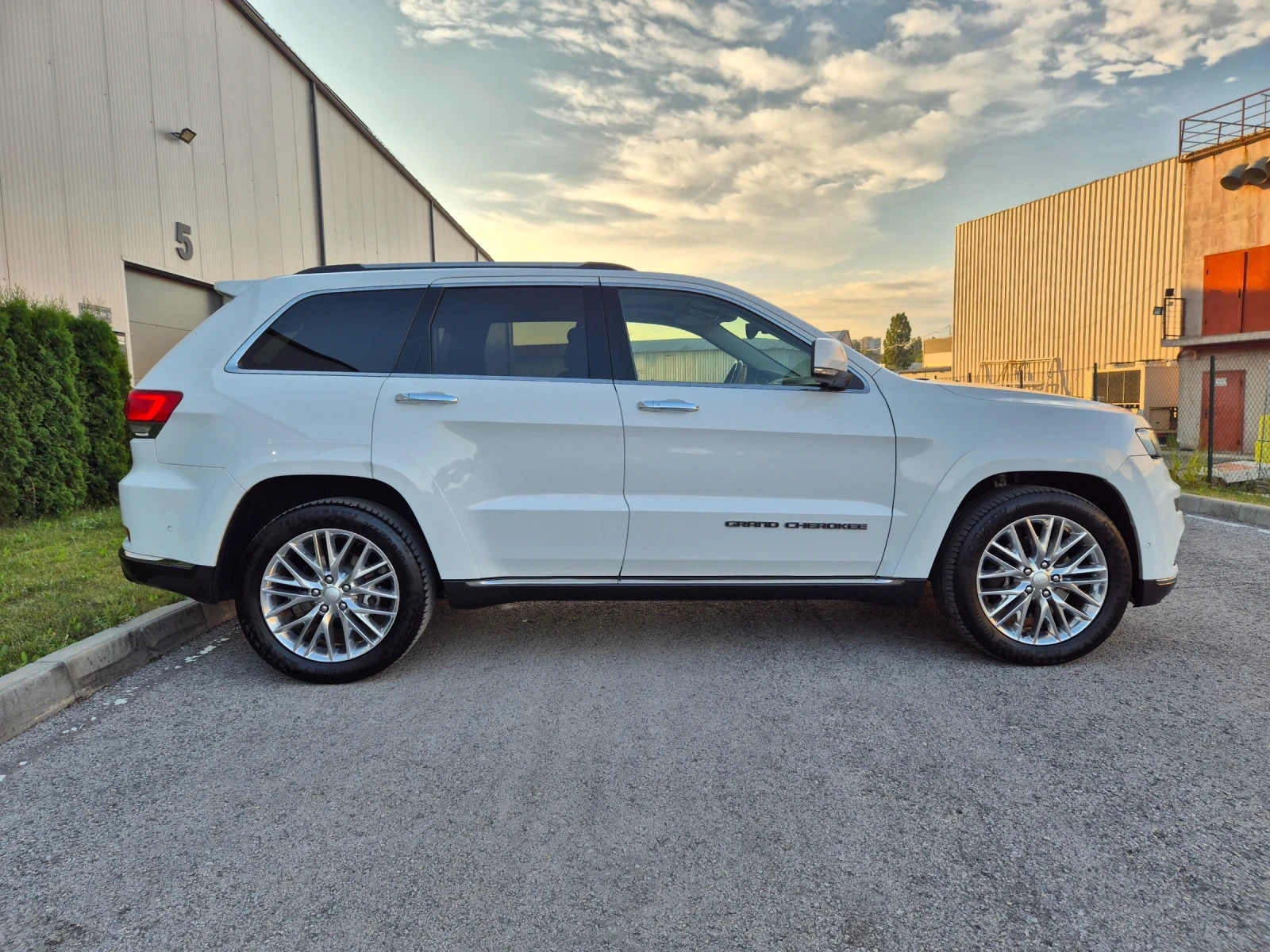 Jeep Grand cherokee 3.0CRD Summit Navi Panorama Koja distronic ������� | Mobile.bg � ����������� 4