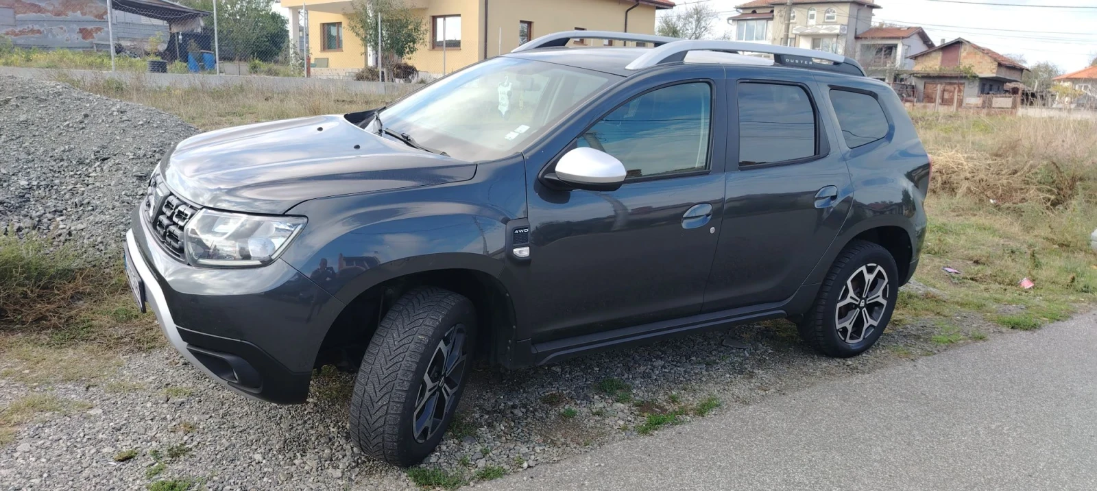Dacia Duster, снимка 3 - Автомобили и джипове - 56575971