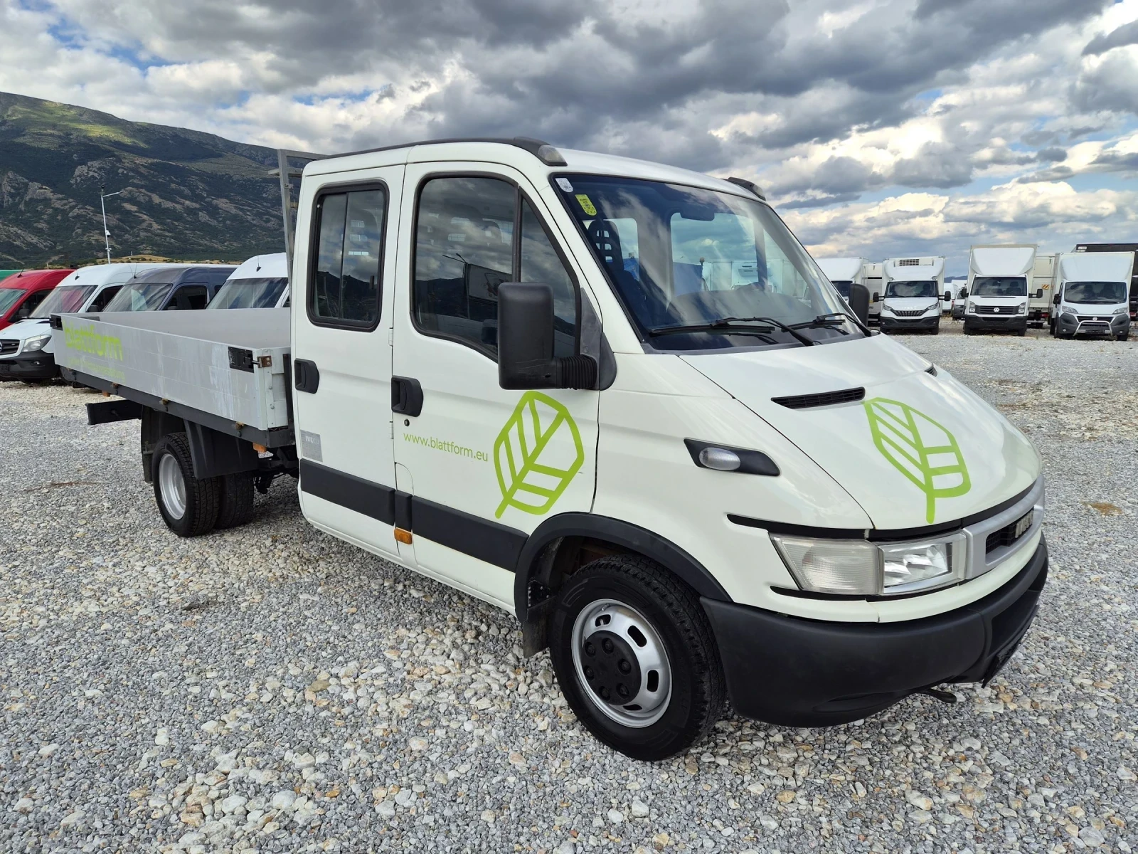 Iveco Daily 35c14 * Бордови * 7 месен * До 3.5 тона, снимка 7 - Бусове и автобуси - 55401663