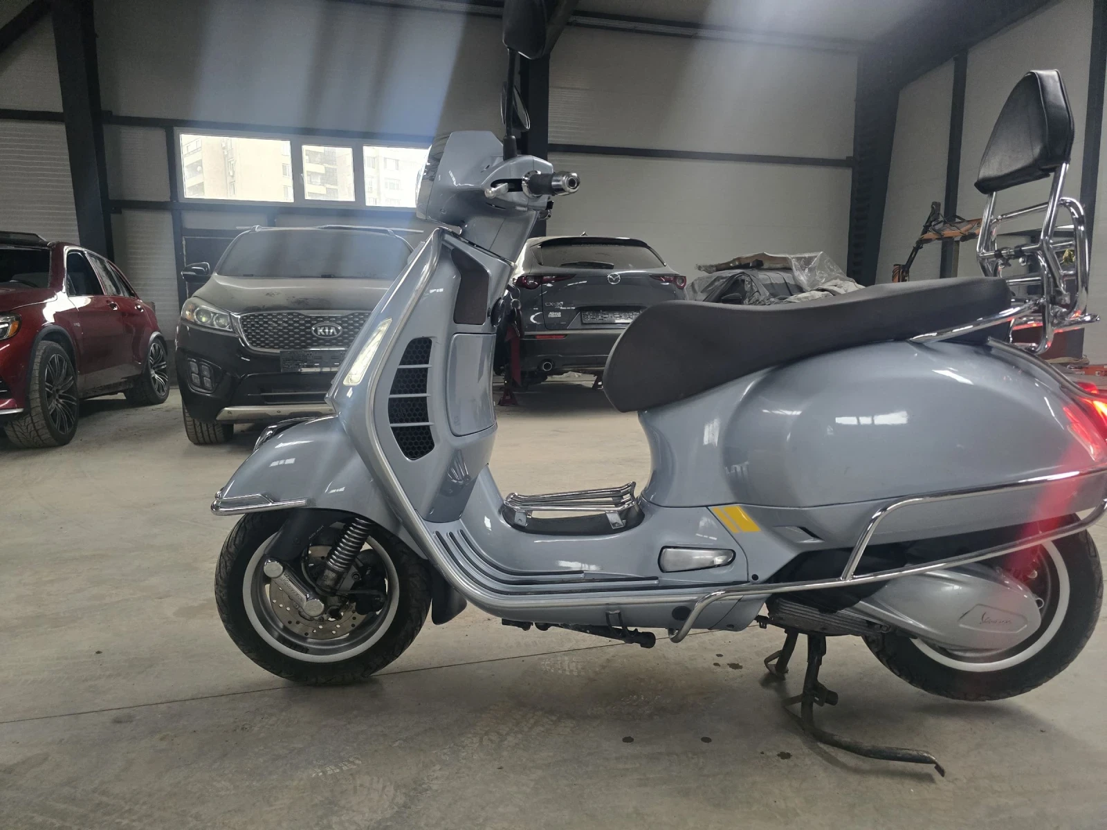 Vespa GTS 300 ABS, снимка 2 - Мотоциклети и мототехника - 54092091