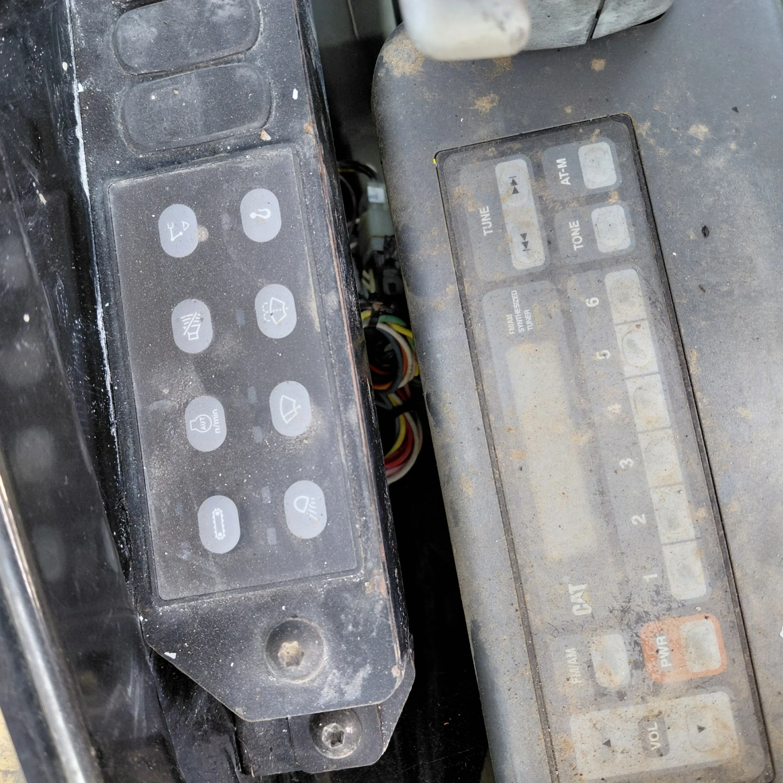 Багер Cat 313DCR * КЛИМАТРОНИК * ТОП СЪСТОЯНИЕ * , снимка 12 - Индустриална техника - 49540145