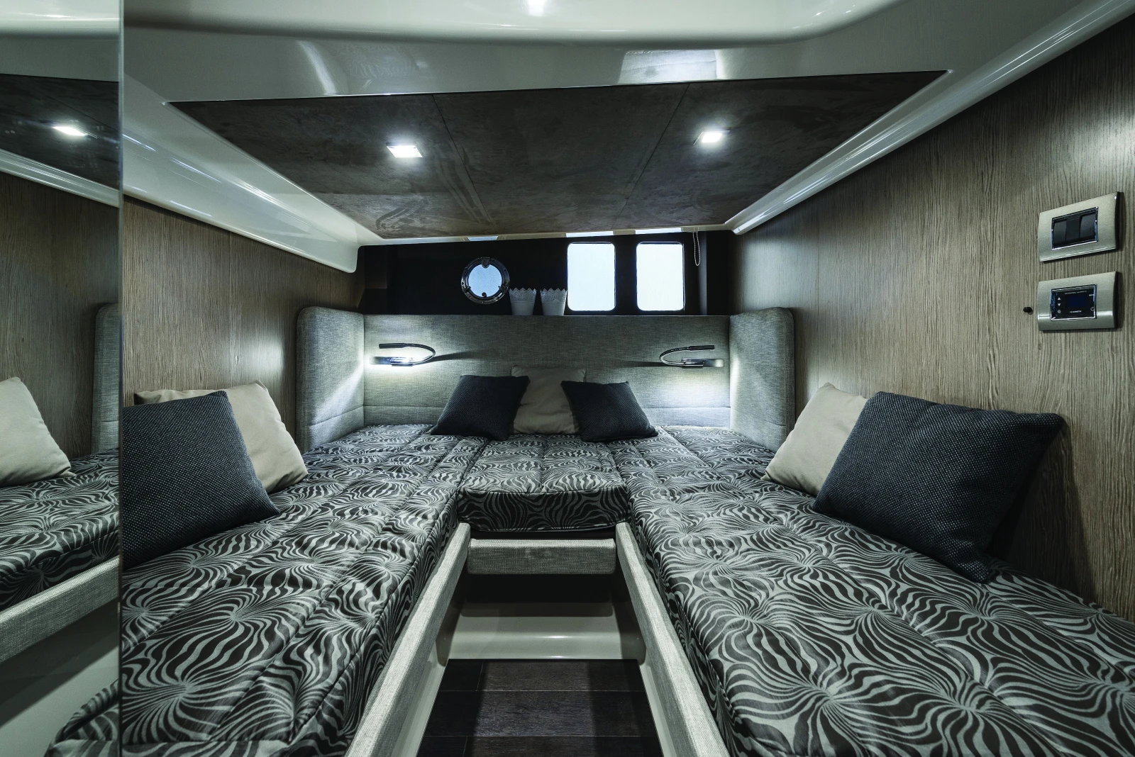   Cranchi M 44 HT | Mobile.bg   15