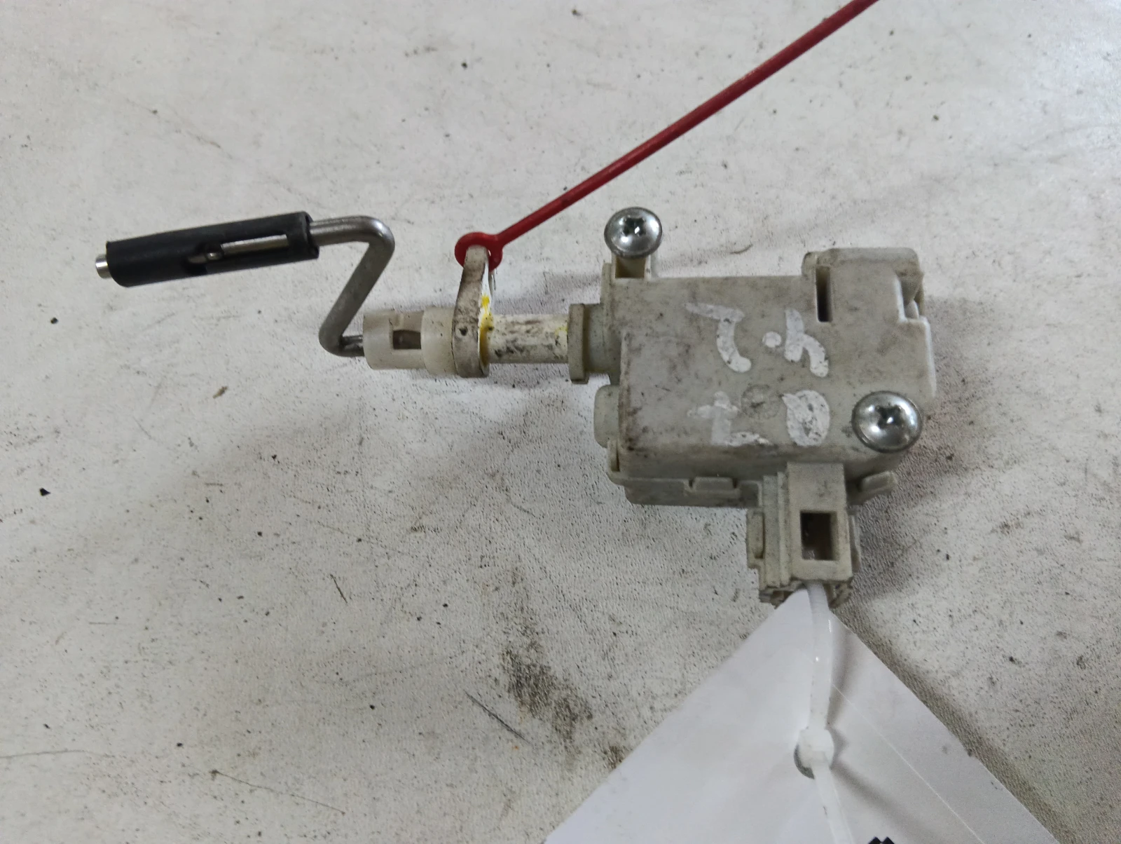 заключващ механизъм резервоар 4L0810773D Audi Q7