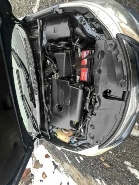 Toyota Avensis 2. 0 D-4D 124 к. с. НА ЧАСТИ, снимка 9