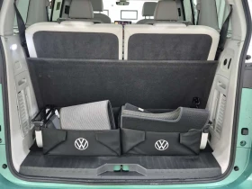 VW ID.Buzz 1ST EDITION * 360 КАМЕРИ* ОБДУХВАНЕ* ПАНО* CARFAX, снимка 14