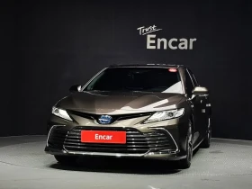 Toyota Camry (Xv70) 2.5 Xle Hybrid, снимка 3