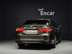 Toyota Camry (Xv70) 2.5 Xle Hybrid, снимка 4