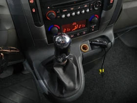 Peugeot Expert 2.0 Automatic, снимка 9