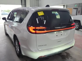 Chrysler Pacifica * TOURING L * CARFAX *    | Mobile.bg    4
