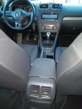 VW Golf - 5300 € / 10365.90 лв. - 30984809 5