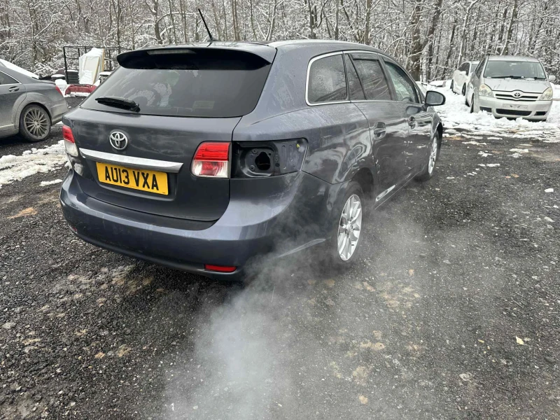 Toyota Avensis 2. 0 D-4D 124 к. с. НА ЧАСТИ, снимка 3 - Автомобили и джипове - 52982416