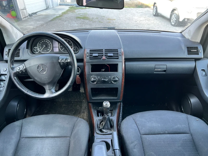 Mercedes-Benz A 150 1.5i, снимка 11 - Автомобили и джипове - 48069848