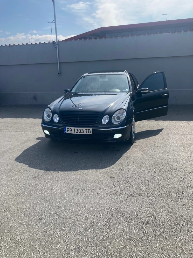 Mercedes-Benz E 320 CDI, снимка 1 - Автомобили и джипове - 48473156