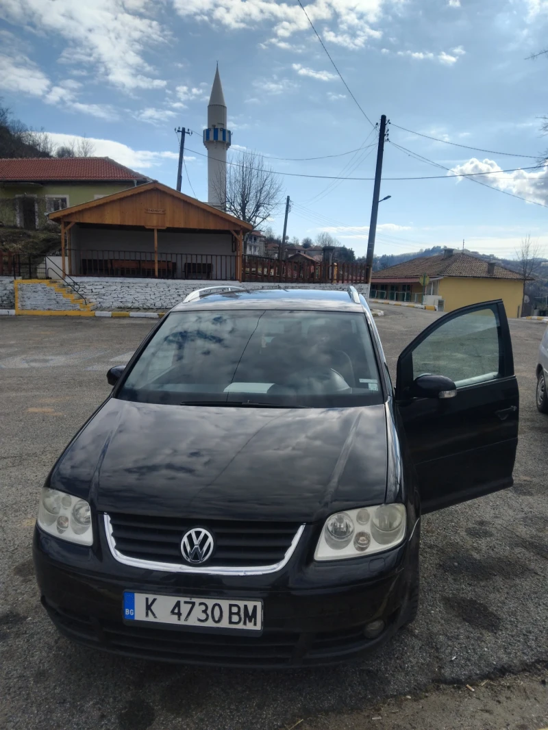 VW Touran, снимка 1 - Автомобили и джипове - 48917148