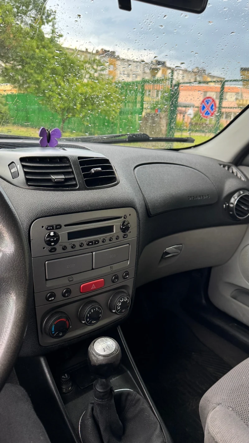 Alfa Romeo 147 1.9 jtd, снимка 4 - Автомобили и джипове - 52794755