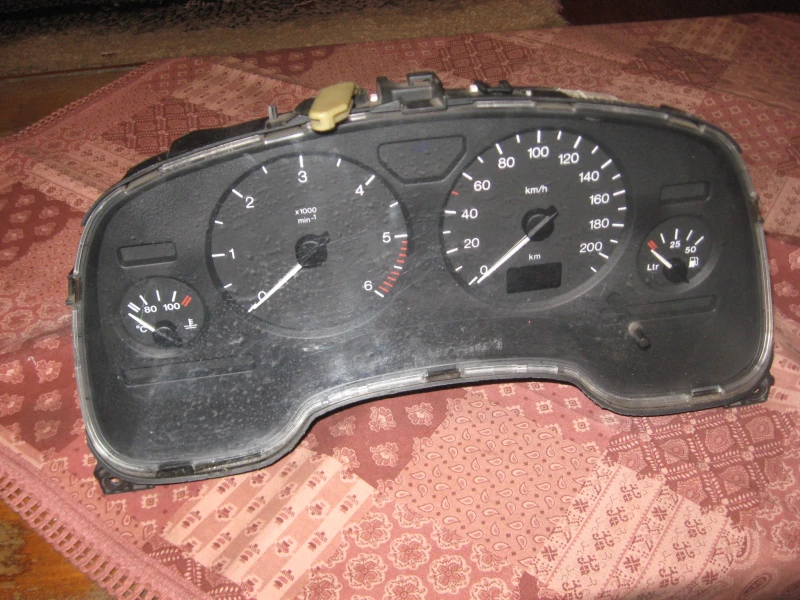 Opel Astra, снимка 4 - Автомобили и джипове - 52630621