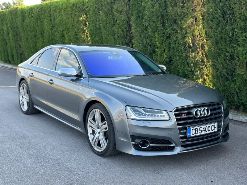 Audi S8 Plus