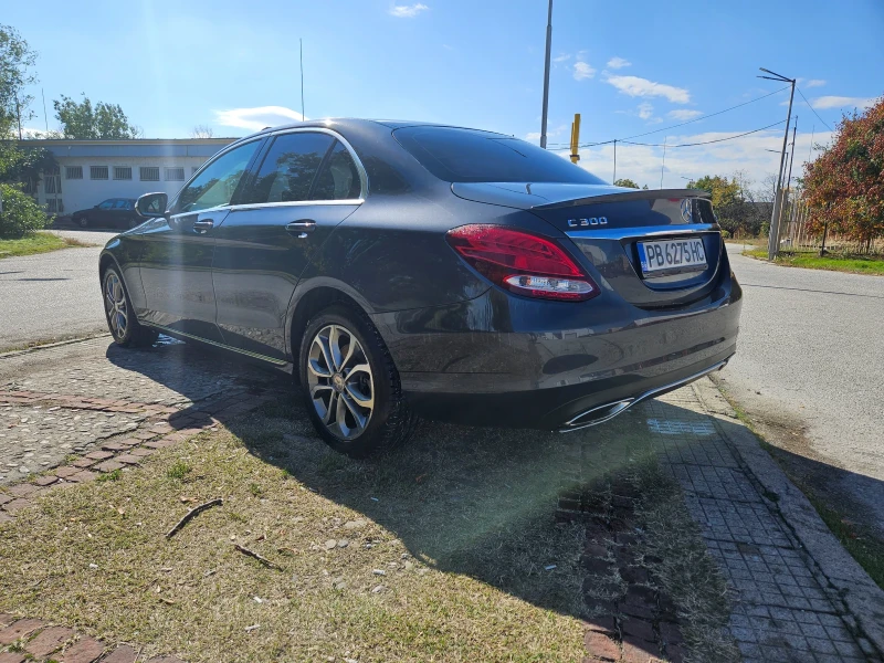 Mercedes-Benz C 300 4matic, снимка 9 - Автомобили и джипове - 52192566