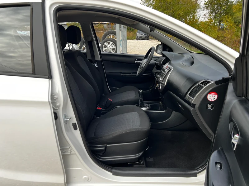 Hyundai I20 1, 25I EURO5 138000KM, снимка 11 - Автомобили и джипове - 52316033