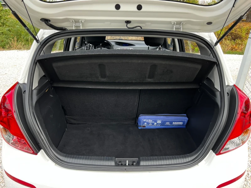Hyundai I20 1, 25I EURO5 138000KM, снимка 14 - Автомобили и джипове - 52316033