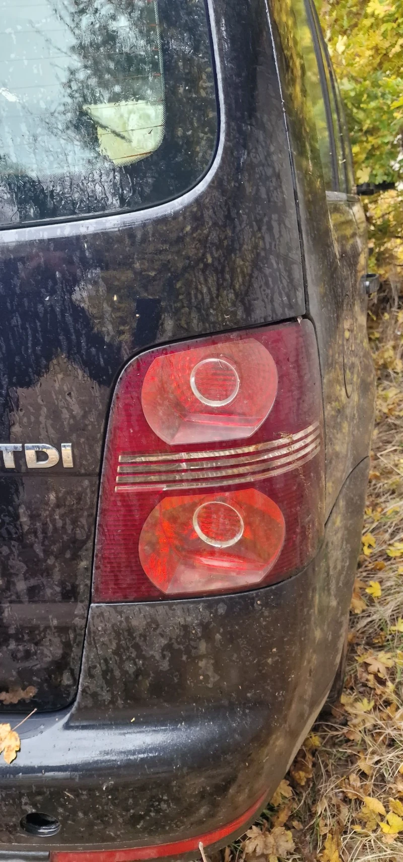 VW Touran 1.9 , снимка 4 - Автомобили и джипове - 52342885