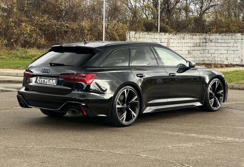 Audi Rs6 /CERAMIC/CARBON/B&O/PANO/HEAD UP/360/MATRIX/22/, снимка 6 - Автомобили и джипове - 52362135