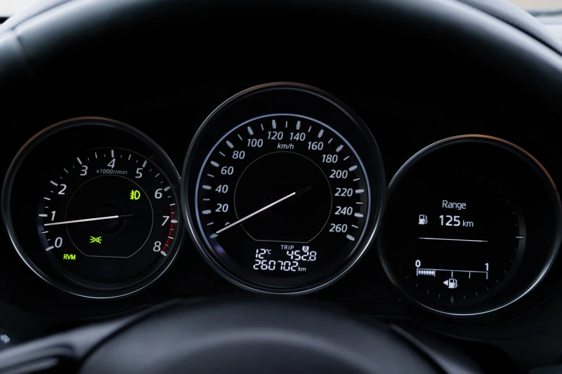 Mazda 6 2.0  SkyActive, снимка 10 - Автомобили и джипове - 52665265