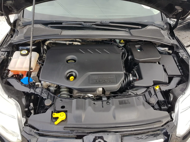 Ford Focus 1.6 TDCI - 116 к.с. FACELIFT ИТАЛИЯ, снимка 15 - Автомобили и джипове - 53028795