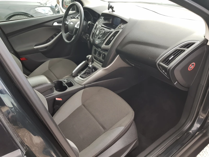 Ford Focus 1.6 TDCI - 116 к.с. FACELIFT ИТАЛИЯ, снимка 10 - Автомобили и джипове - 53028795