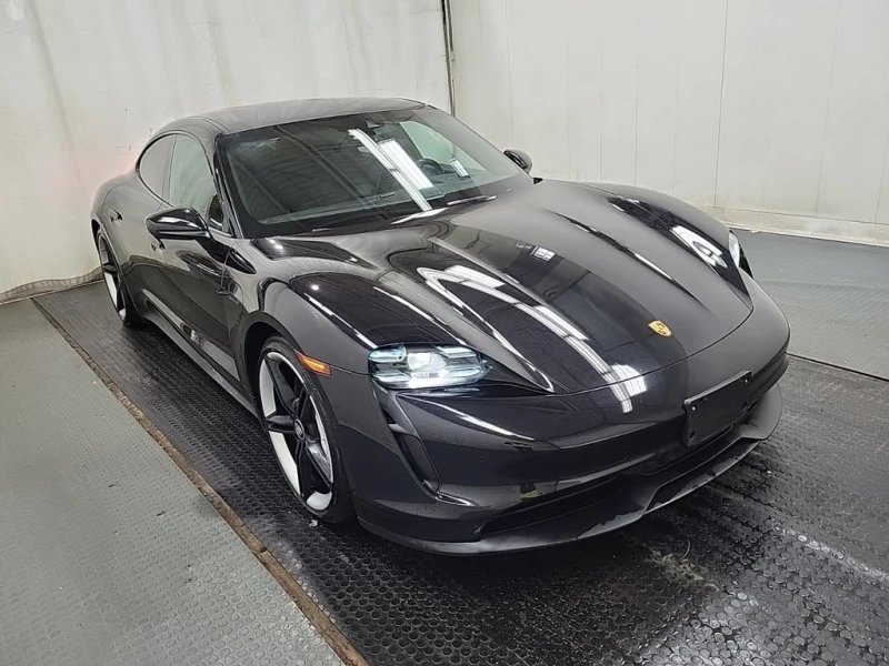 Porsche Taycan 2020 4S * БЕЗ ПЪРВОНАЧАЛНА ВНОСКА, снимка 3 - Автомобили и джипове - 53179445