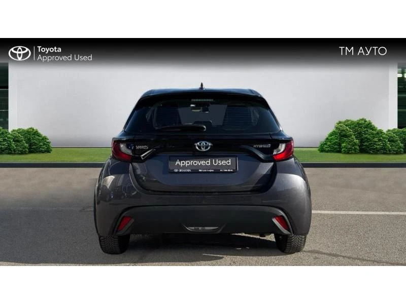 Toyota Yaris 1.5HSD Dynamic, снимка 4 - Автомобили и джипове - 48403767