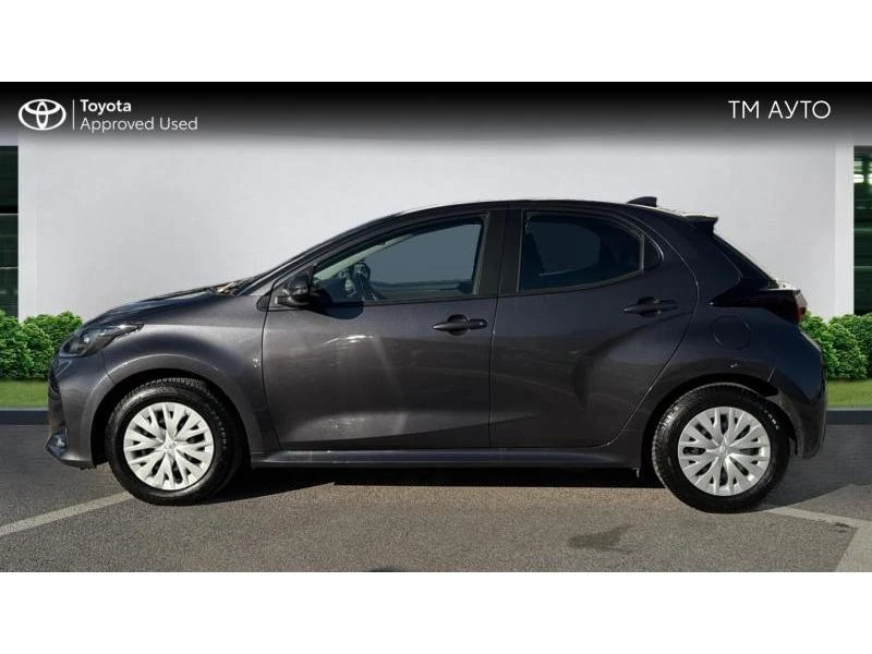 Toyota Yaris 1.5HSD Dynamic, снимка 3 - Автомобили и джипове - 48403767