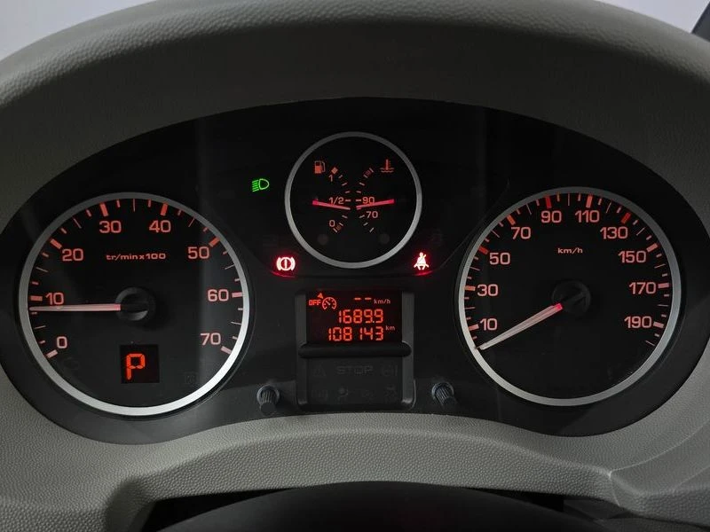 Peugeot Expert 2.0 Automatic, снимка 8 - Автомобили и джипове - 55950424