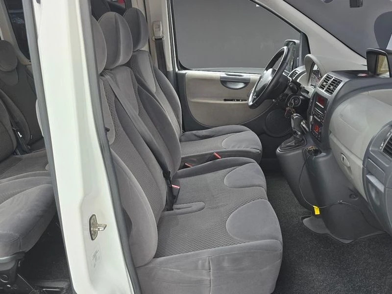 Peugeot Expert 2.0 Automatic, снимка 11 - Автомобили и джипове - 55950424