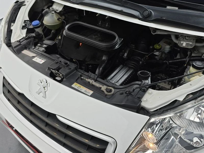 Peugeot Expert 2.0 Automatic, снимка 6 - Автомобили и джипове - 55950424