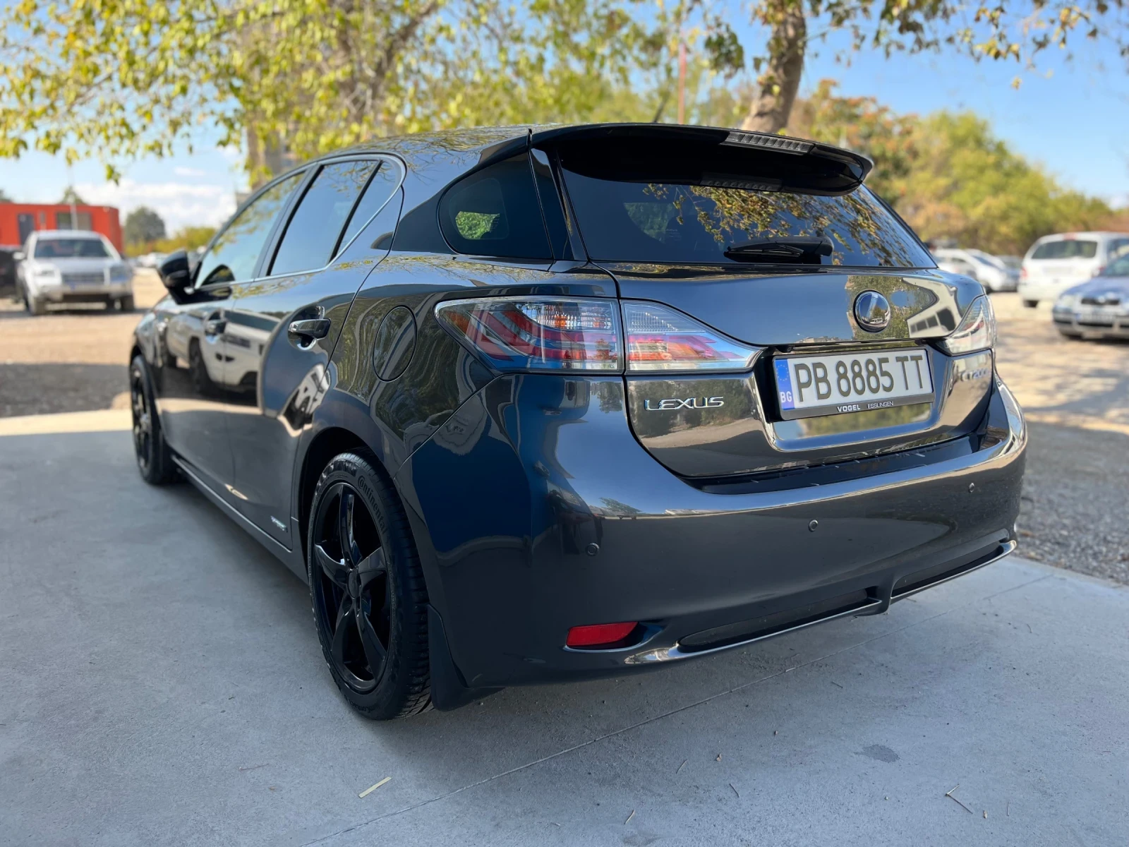 Lexus CT 200h 1.8  - изображение 5