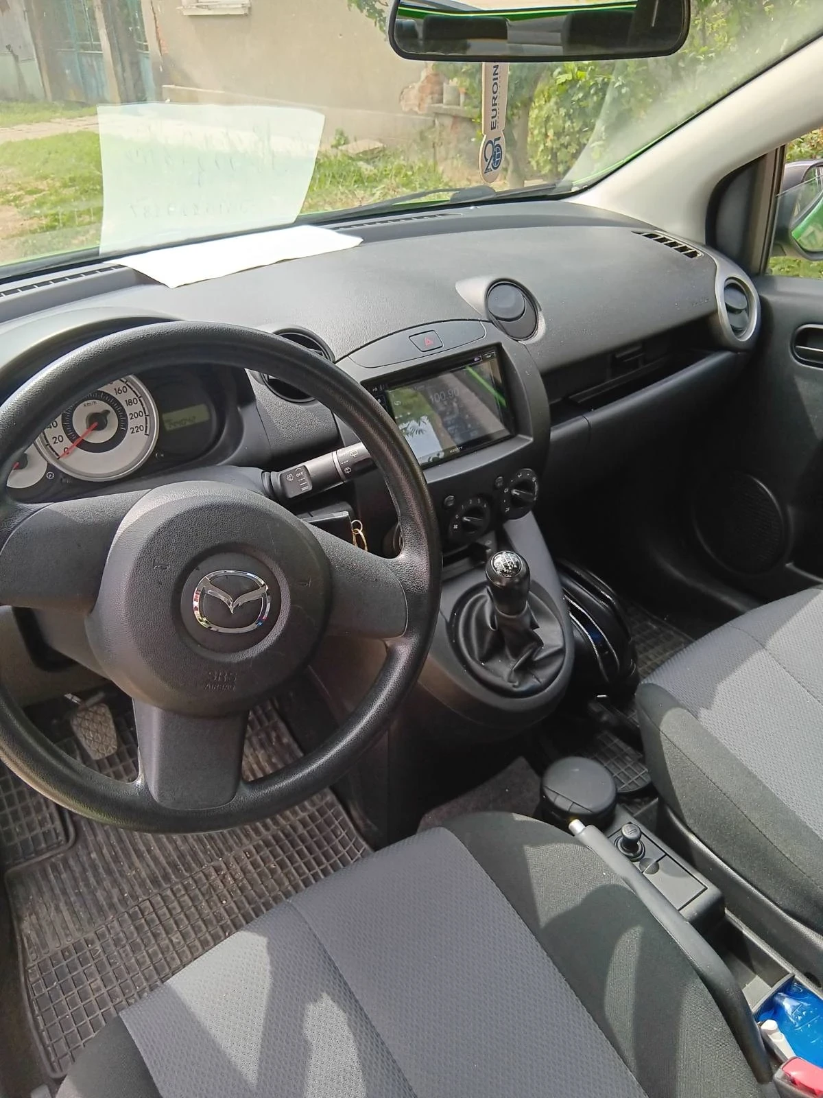 Mazda 2  - изображение 5