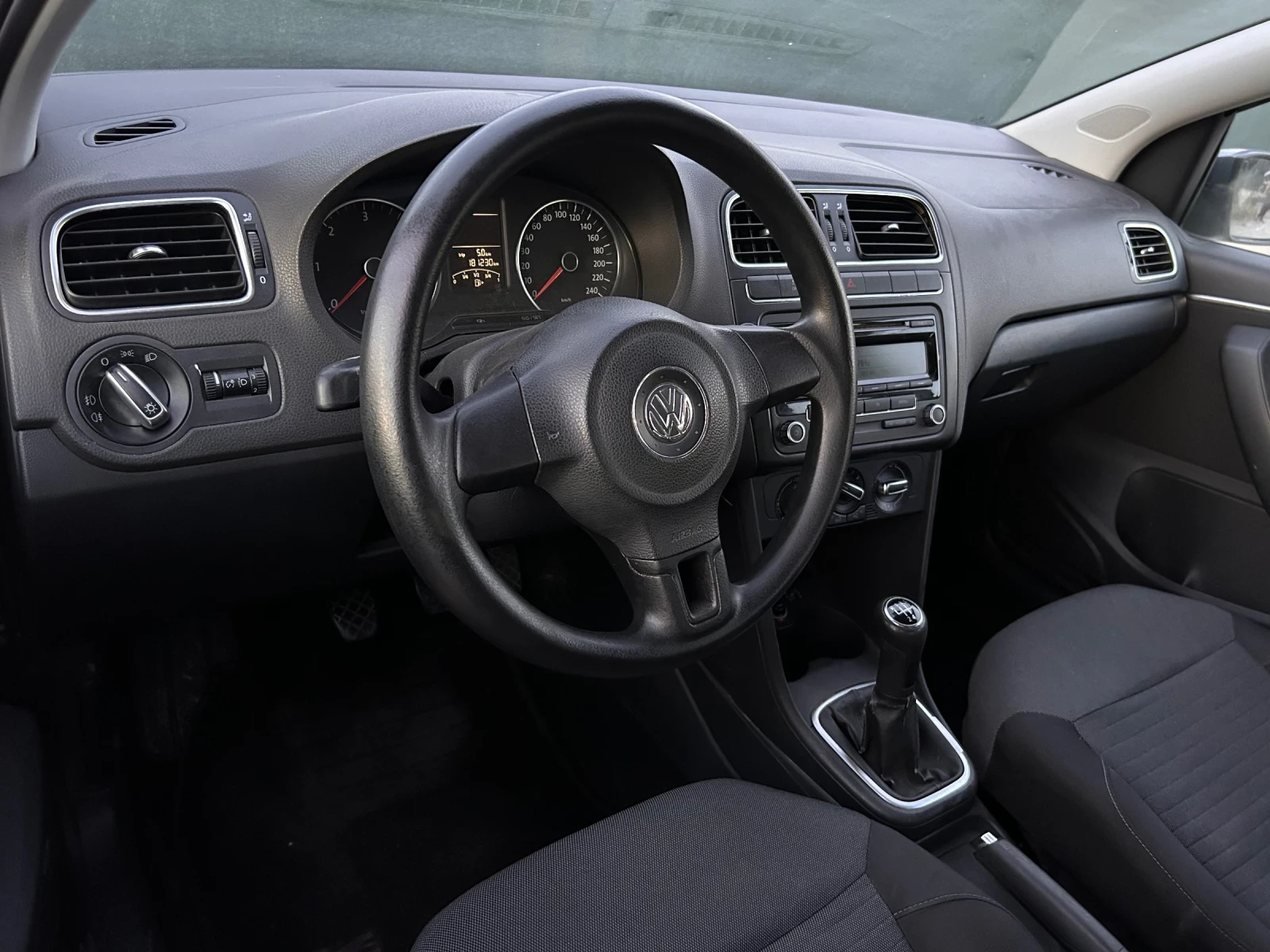 VW Polo  - изображение 10