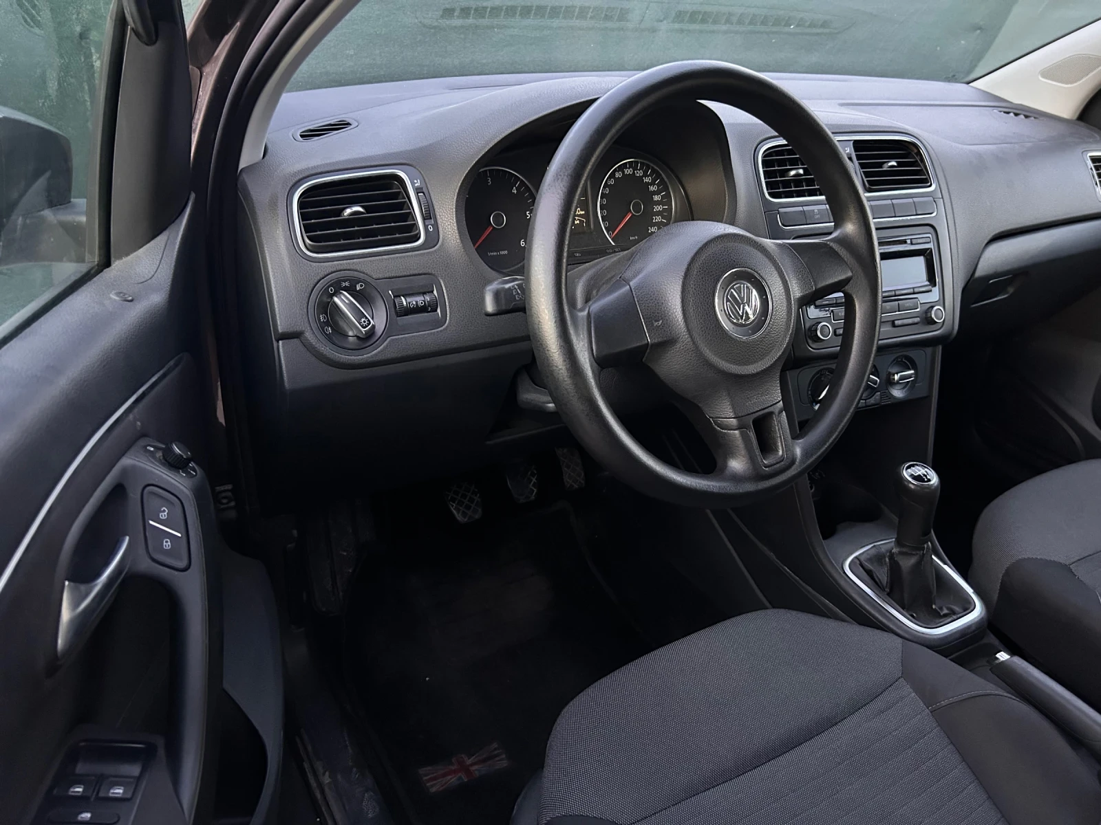 VW Polo  - изображение 9