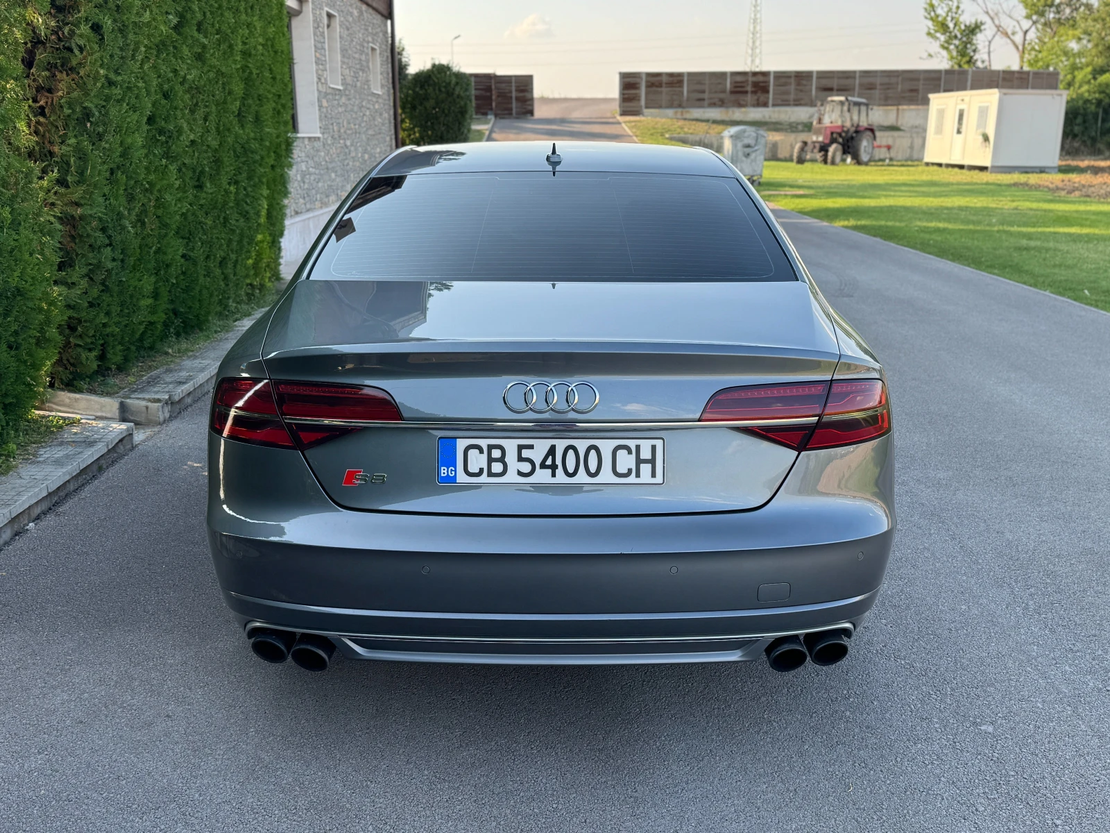 Audi S8 Plus - изображение 6
