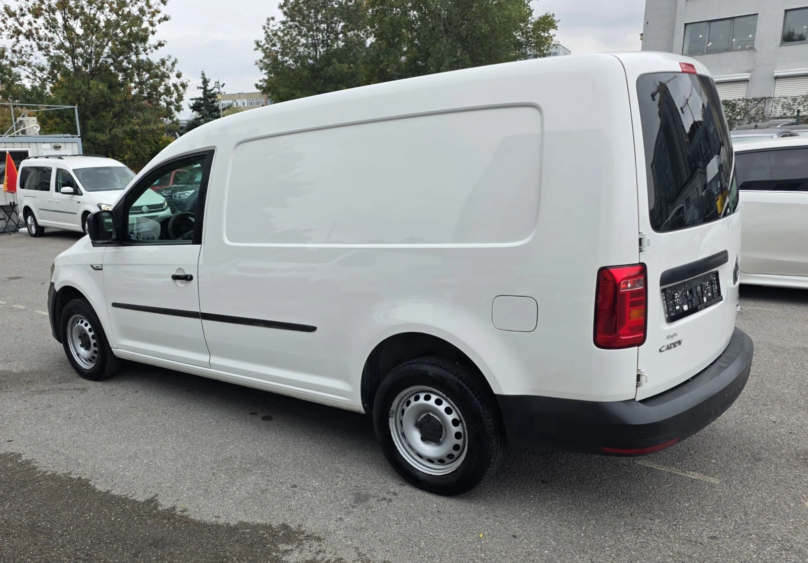 VW Caddy Maxi, 1. 4tgi, evro6, шест скорости - изображение 9