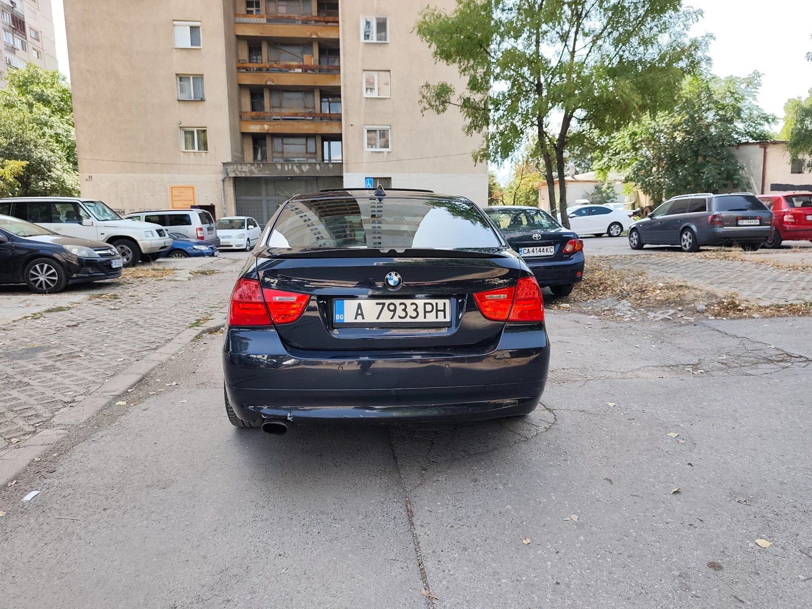 BMW 318 2.0D Facelift * КЛИМАТРОНИК* КОЖА! FULL !ТОП!, снимка 4 - Автомобили и джипове - 55875090